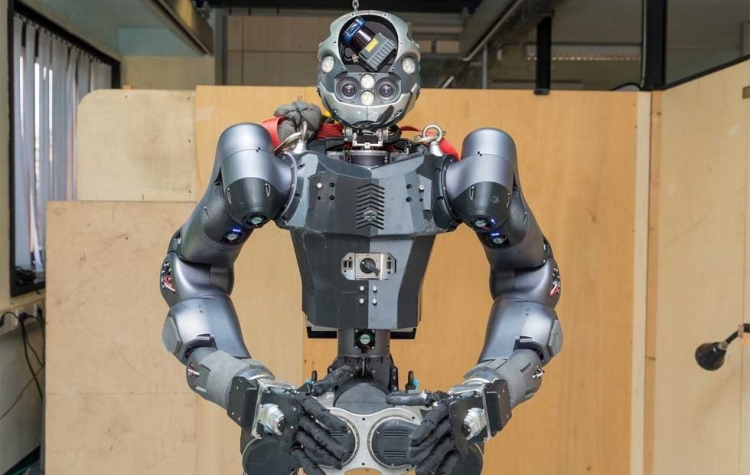 Фото - Антропоморфный робот-спасатель Walk-Man подвергся модернизации»