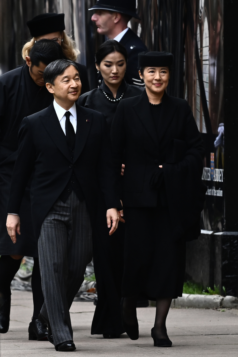Фото - Император Японии Нарухито выехал за границу впервые после восхождения на престол